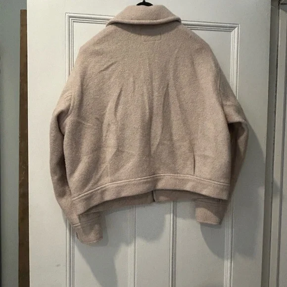 Everlane Cream Utility Jacket - Picture 3 of 9